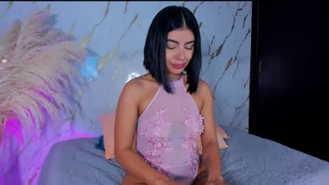 Julieth Gomez online show from 12.15.25