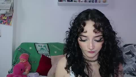 Julieta Jaguar online show from 12.24.24