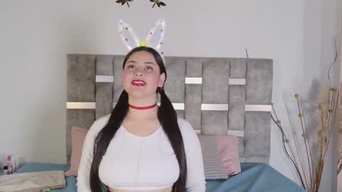 Snapshot of julietatorres_ chatting on 11.06.25 julietatorres_ online show from 11.06.25