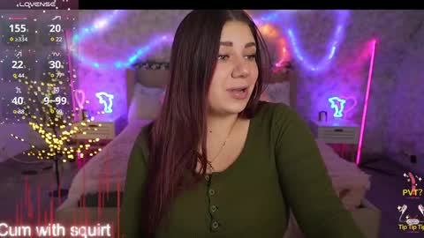 Snapshot of julietdream chatting on 01.20.25 J U L I E T online show from 01.20.25