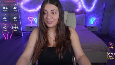 Snapshot of julietdream chatting on 03.10.25 J U L I E T online show from 03.10.25