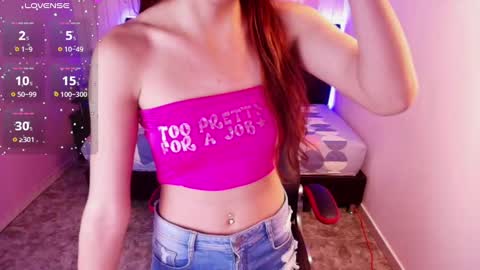 Snapshot of julieth_love_ chatting on 11.13.25 Julieth online show from 11.13.25