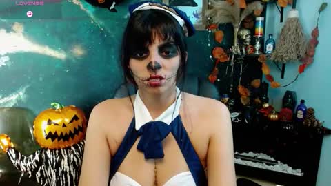    online show from 10.18.25