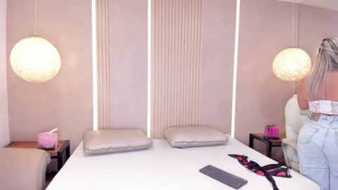 Snapshot of julietha_taylor chatting on 08.03.26 Julietha online show from 08.03.26