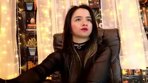 Julietta Jackson online show from 06.17.26