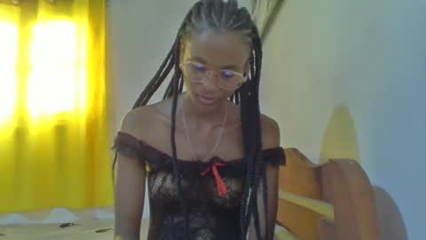 Snapshot of juliexexy chatting on 02.04.25 juliexexy online show from 02.04.25