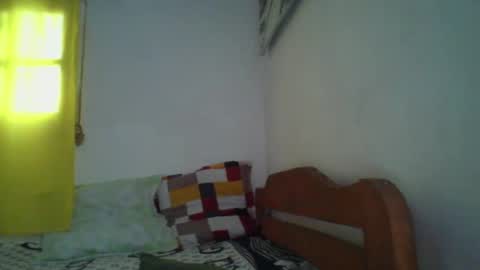 Snapshot of juliexexy chatting on 02.15.25 juliexexy online show from 02.15.25