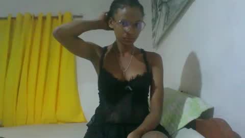 Snapshot of juliexexy chatting on 02.20.25 juliexexy online show from 02.20.25