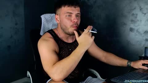 JULiUS   online show from 02.11.26