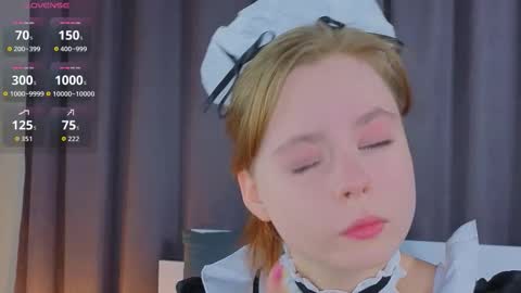 Snapshot of jullietebliss chatting on 11.19.25 Julie online show from 11.19.25