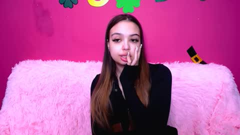 Snapshot of jullymood chatting on 03.26.26 DoubleCherry online show from 03.26.26