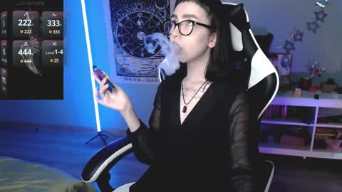 Snapshot of julscinamon chatting on 12.06.24 Baroness Von Cringe online show from 12.06.24