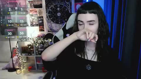 Snapshot of julscinamon chatting on 11.21.25 Baroness Von Cringe online show from 11.21.25