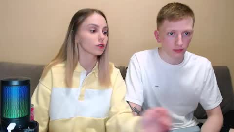 Snapshot of julsweet chatting on 04.19.26 sweet online show from 04.19.26
