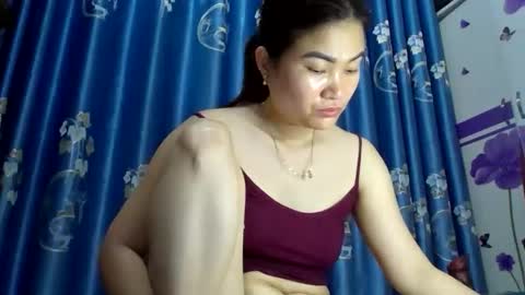Snapshot of julybeo chatting on 04.16.26 julybeo online show from 04.16.26