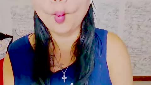 Snapshot of julybravo chatting on 07.20.26 juliana online show from 07.20.26