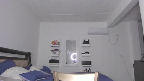 Snapshot of jump_rabbit_ chatting on 11.16.25 jessica online show from 11.16.25