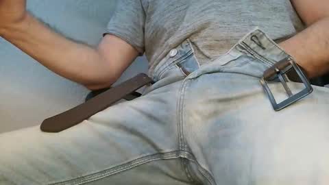 Snapshot of junction1000 chatting on 02.04.26 Gregor online show from 02.04.26