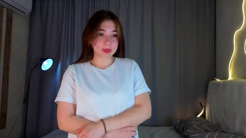 Bella online show from 09.12.25