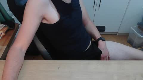 junk2711 online show from 04.11.26