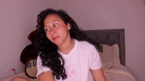  viviana  sasha  online show from 12.17.25