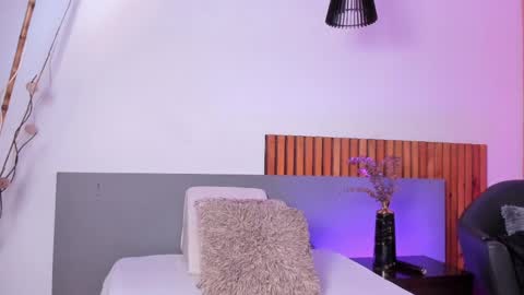 Jupiter Fox online show from 04.02.26