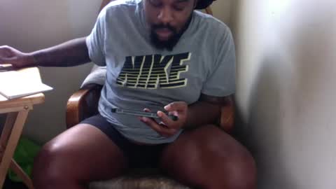 Snapshot of just2real chatting on 01.02.25 Real online show from 01.02.25