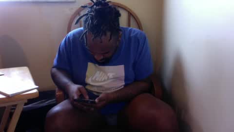 Snapshot of just2real chatting on 02.22.25 Real online show from 02.22.25