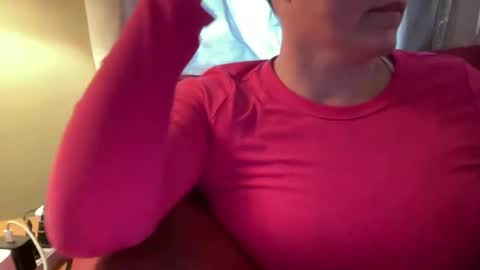 Flirty influncer online show from 11.10.25