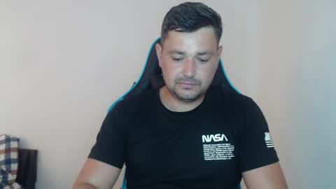 Snapshot of just_a_nice_guy_27 chatting on 06.26.26 Alex online show from 06.26.26