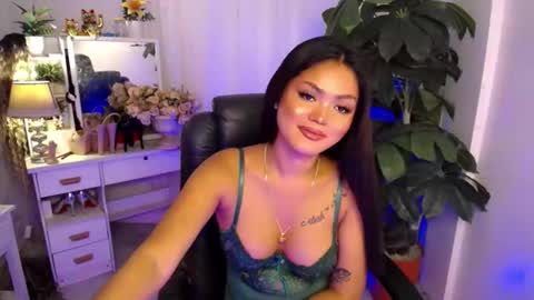 MY IG aleahgomez17 online show from 01.05.26