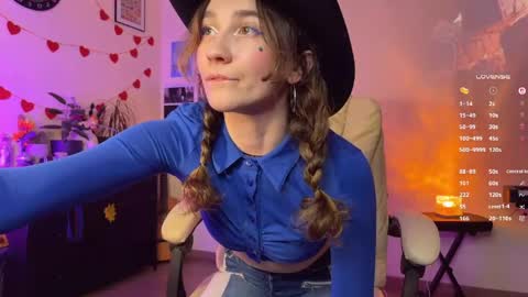 Jessica  I will be here on Tuesday November 26th online show from 04.23.26