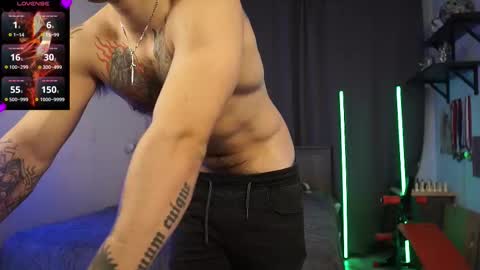 Snapshot of just_hairy_man chatting on 10.22.25 Kurt online show from 10.22.25