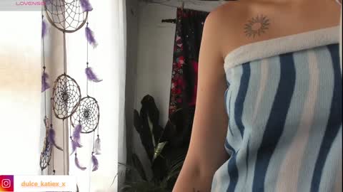 Snapshot of just_katiex chatting on 01.12.25 Sofia online show from 01.12.25