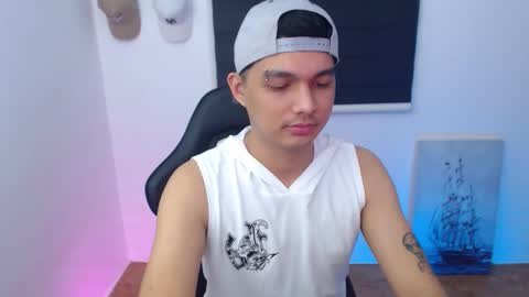 Snapshot of justagamerxxx chatting on 02.25.25 Rhys online show from 02.25.25