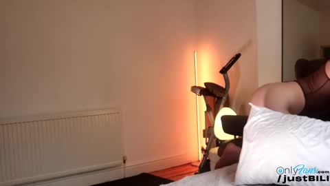 Billie  B  William online show from 10.08.25