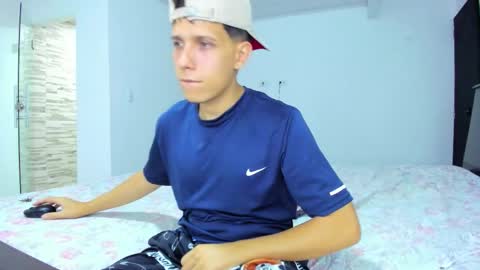 Snapshot of justin_biker chatting on 09.24.25 justin_biker online show from 09.24.25