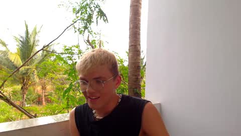 Snapshot of justin_cutie chatting on 12.06.24 U bf Justin online show from 12.06.24