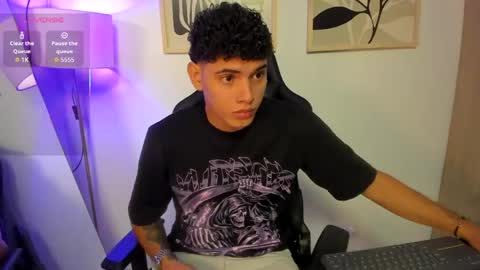 justin_payn14 online show from 04.22.26