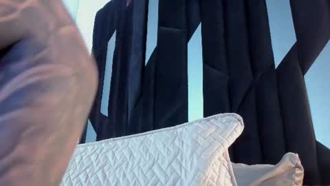 Justin White online show from 07.08.26