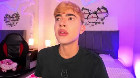 Justin online show from 11.10.25