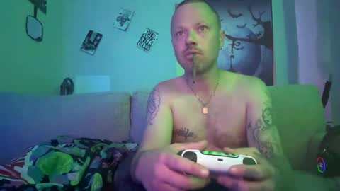 Snapshot of justindebondt202328563 chatting on 11.11.25 justindebondt202328563 online show from 11.11.25