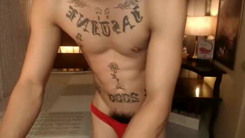 justine_hunk online show from 10.18.25
