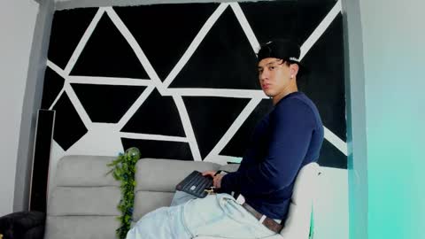 justinfuller_31 online show from 11.08.25