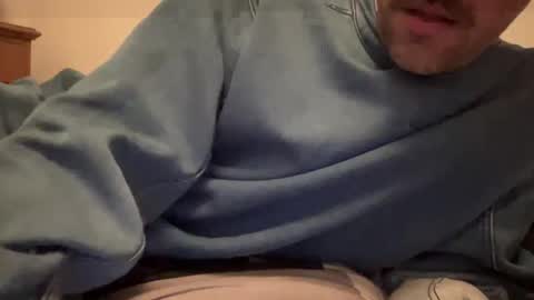 Snapshot of justmeandyou00 chatting on 03.01.25 justmeandyou00 online show from 03.01.25