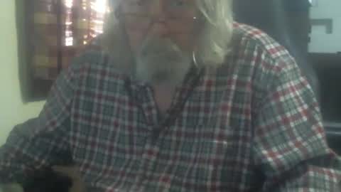 Snapshot of justmeohio chatting on 11.17.25 justmeohio online show from 11.17.25