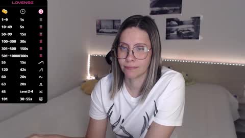 Julie online show from 10.21.25