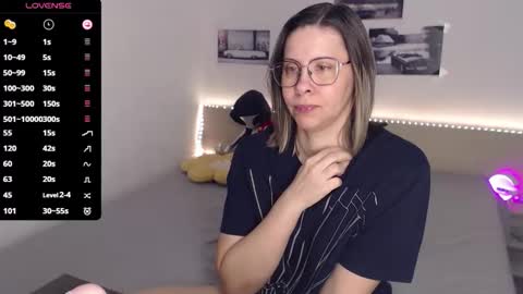 Julie online show from 03.18.26