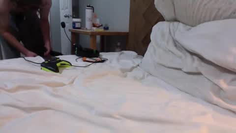 Snapshot of jwill10000 chatting on 09.18.25 J and Sugar snap pea online show from 09.18.25