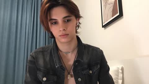 Snapshot of k0sta_32 chatting on 12.20.24 k0sta online show from 12.20.24